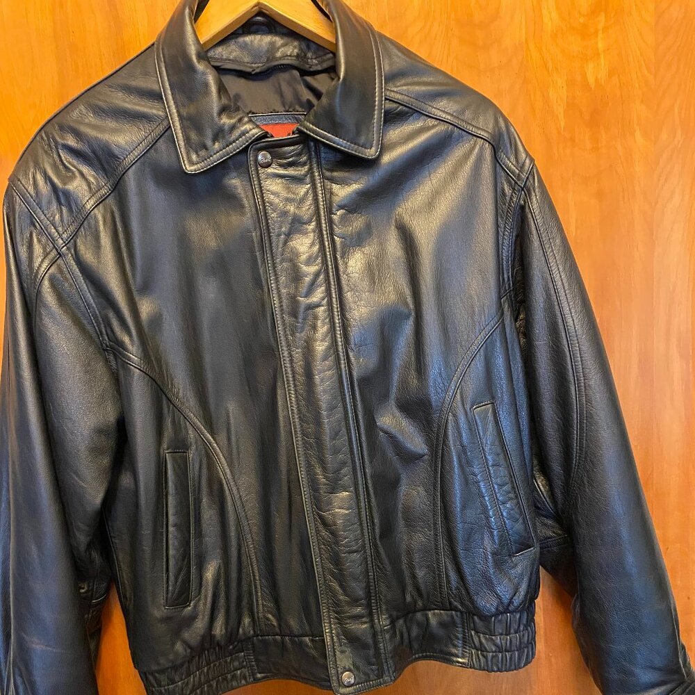 AUTHENTIC TYPE A-2 FLYER'S JACKET BLACK LEATER EXCELLENT CONDITION SIZE 42